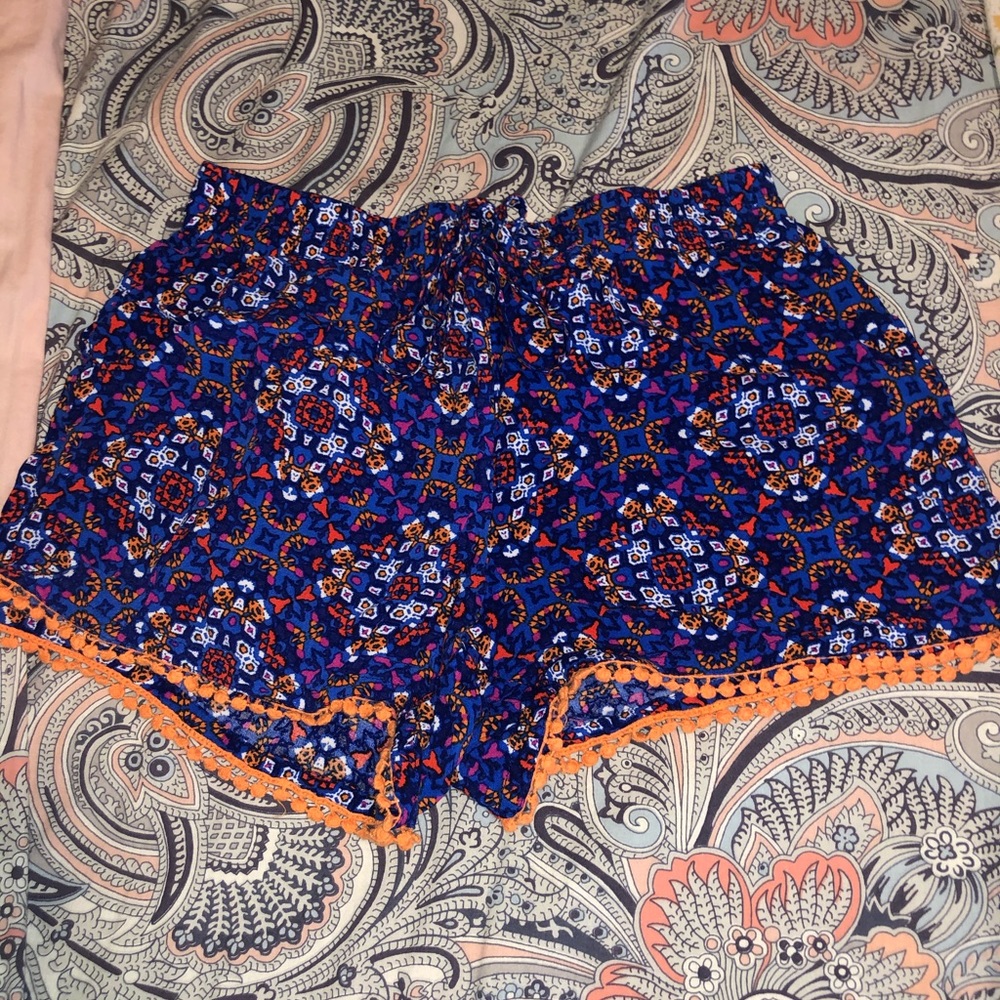 Patterned shorts